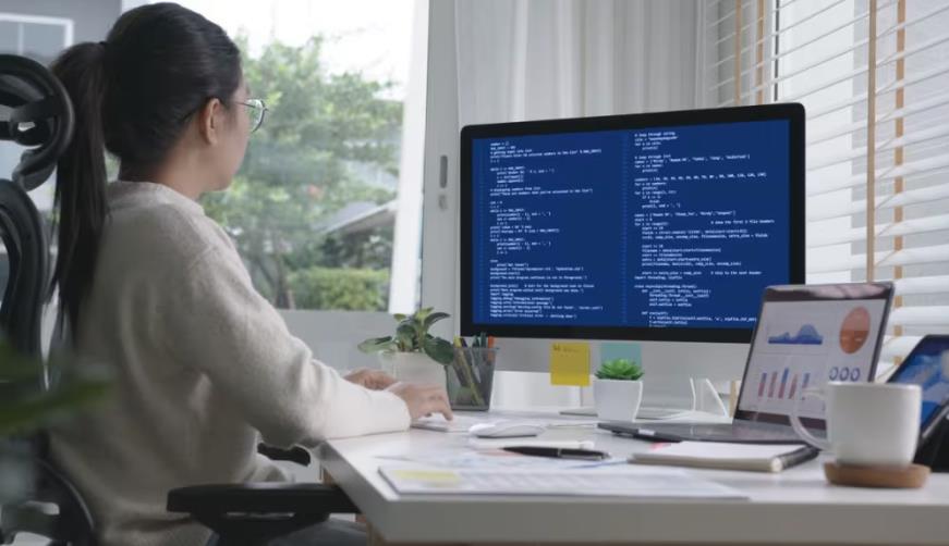 铁岭企业数字化解决方案:机器学习赋能商业模式升级的核心路径